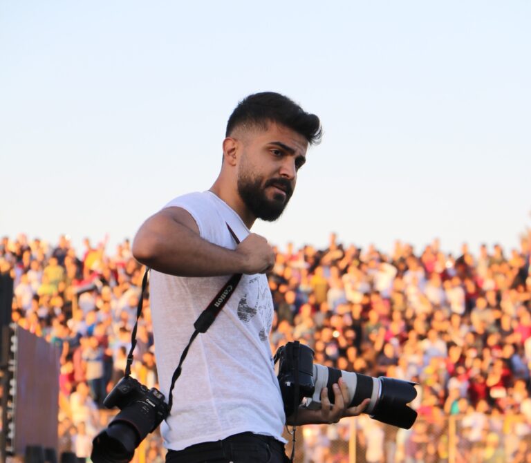 تحدي الإبداع والتطوير: قصة نجاح المصور حيان زيدان في عالم التصوير الفني